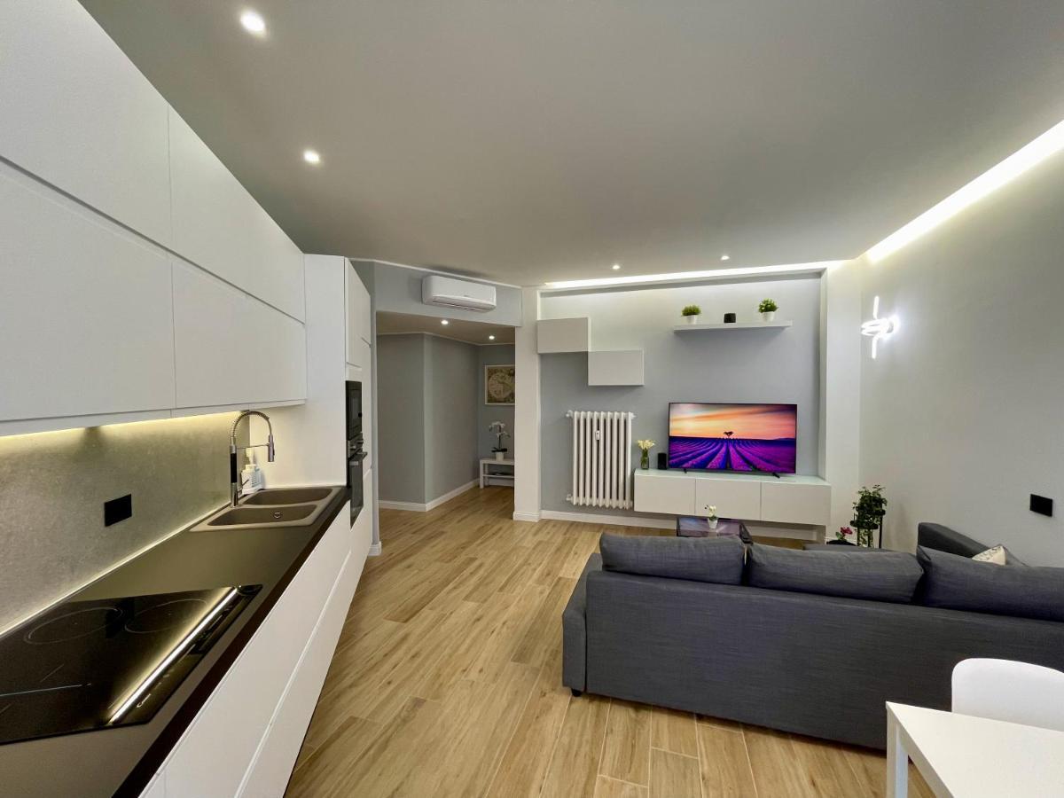 Luxury Downtown - Milan Mf Apartments Exterior foto