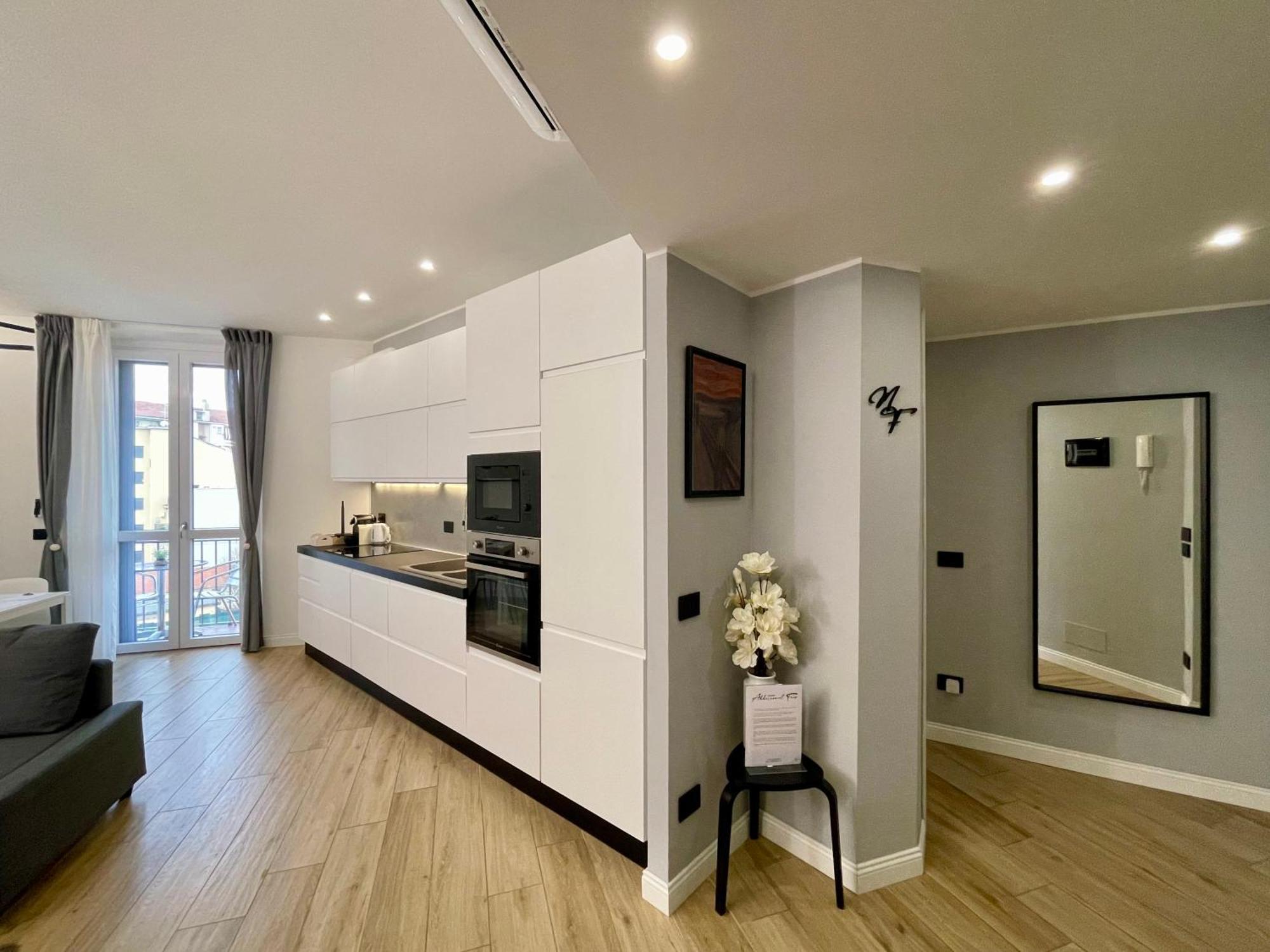 Luxury Downtown - Milan Mf Apartments Exterior foto